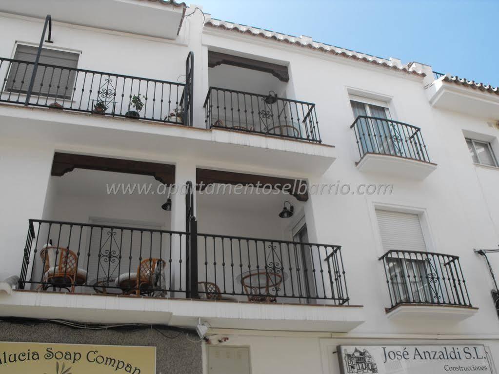 Apartamentos El Barrio Nerja Kültér fotó