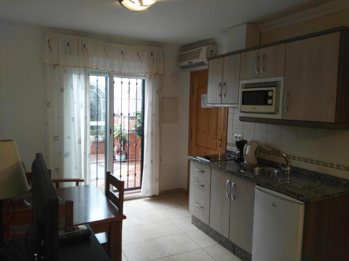 Apartamentos El Barrio Nerja Kültér fotó