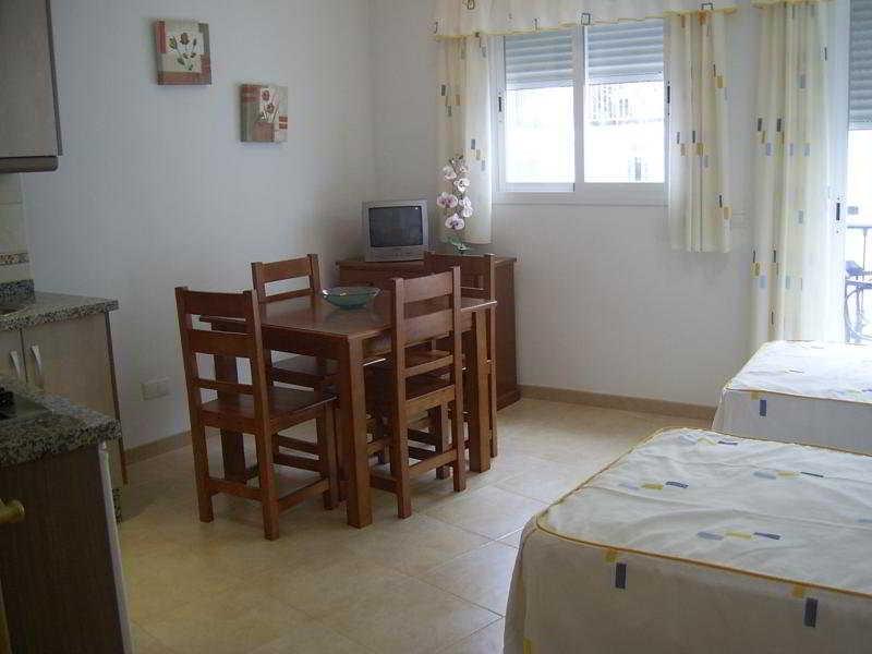 Apartamentos El Barrio Nerja Kültér fotó