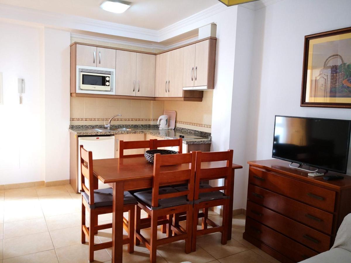 Apartamentos El Barrio Nerja Kültér fotó