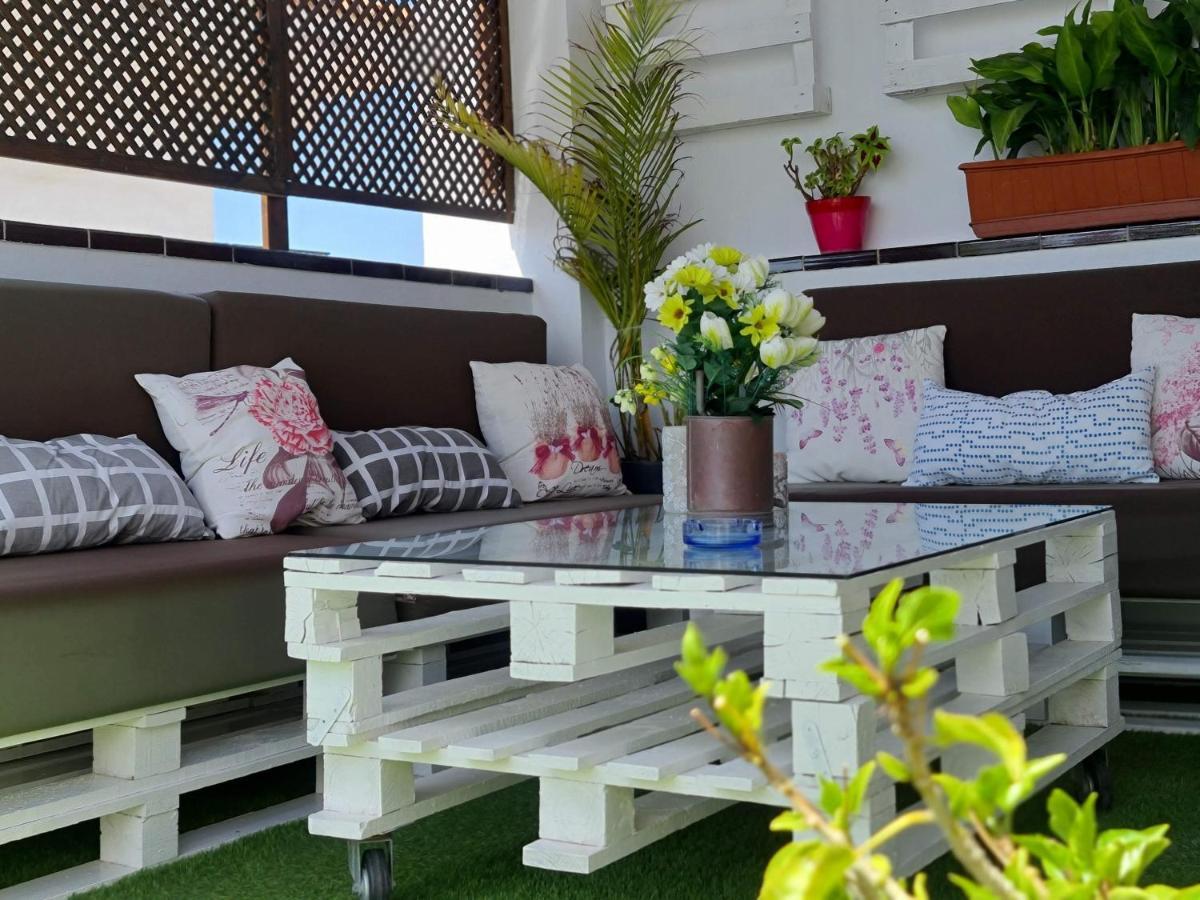 Apartamentos El Barrio Nerja Kültér fotó